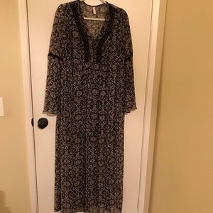 Patterned maxi dress with button detail